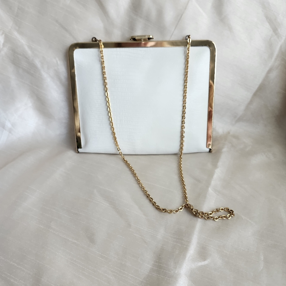 Vintage 60's Etra Leather Faux Reptile Beautiful Condition White Clutch, $45